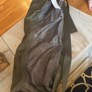 Lululemon Brand new Drishti yoga Tote NWT